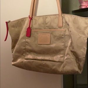 New never used..Coach bag